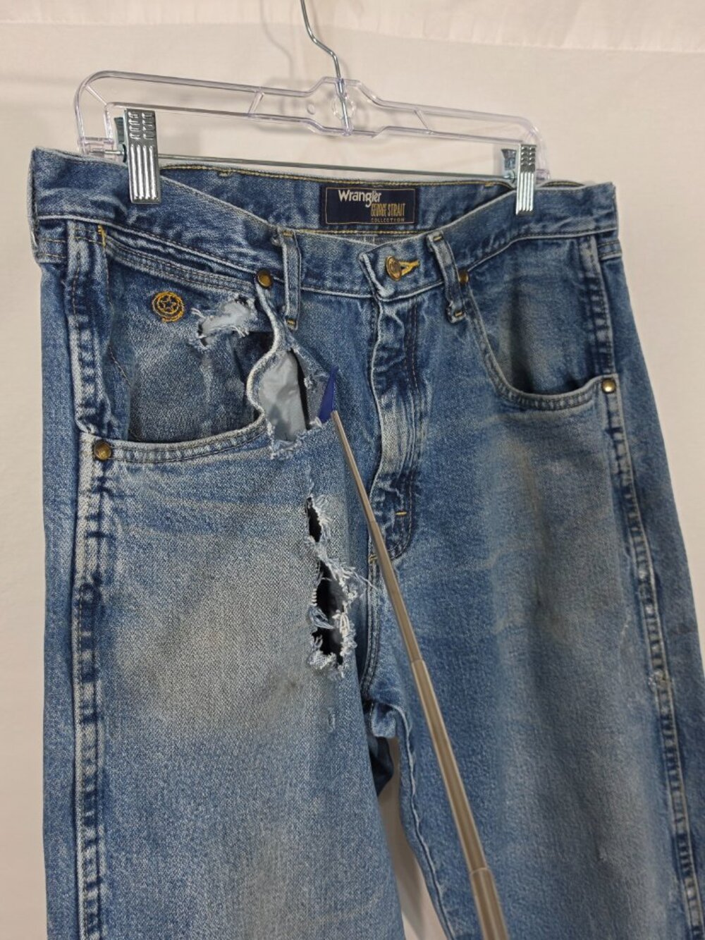 WRANGLER "George" GRUNGE Natural Fraying/Distressing TRASH Blue Jeans Men 34x34. - Picture 4 of 16